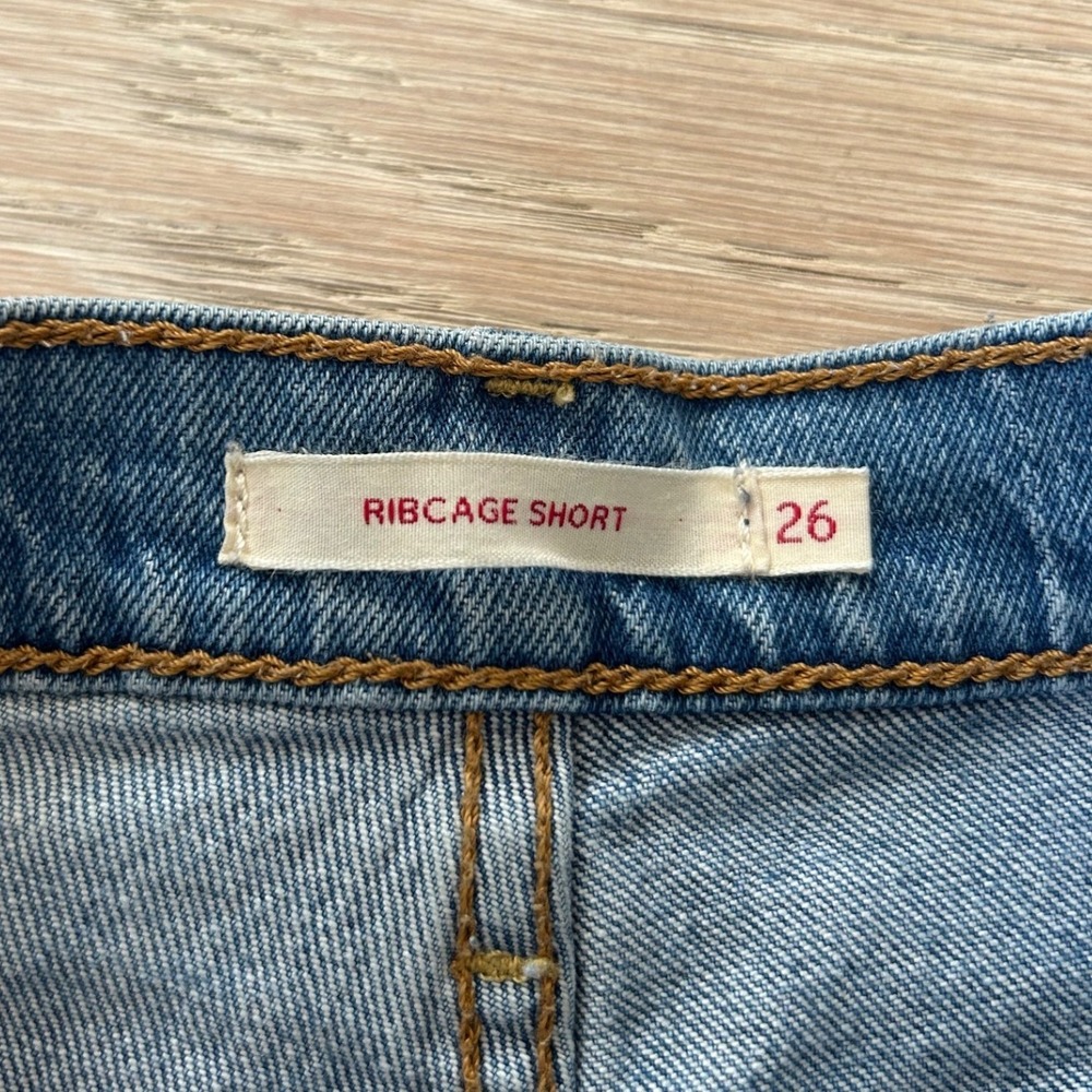 Levis Premium Ribcage Shorts 26 Blue Denim High Rise Be Happy Embroidered Short - Picture 5 of 9